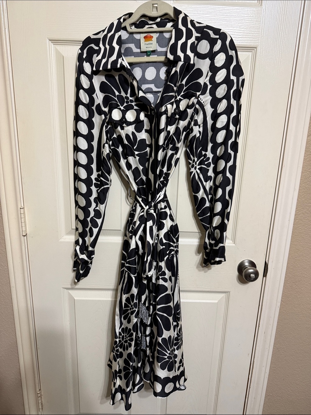 FARM Rio Black & White Floral Polka-Dot Tie-Waist Shirt Dress